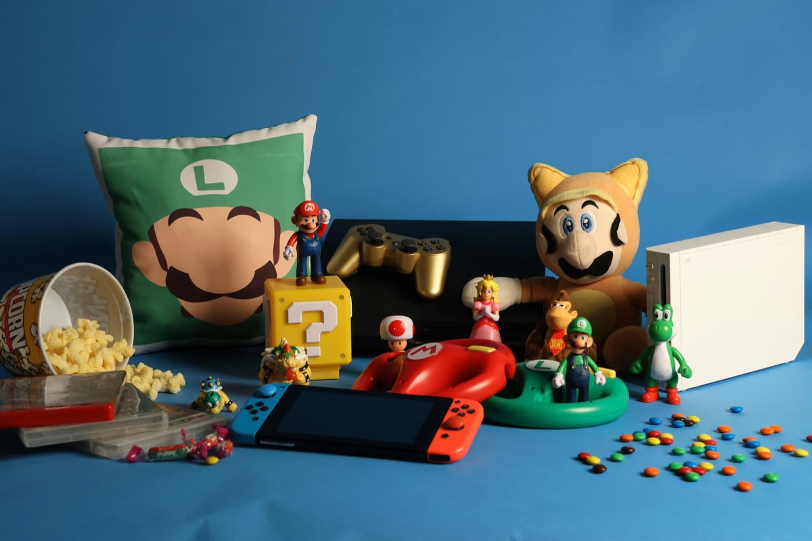 Goodies Nintendo : peluches, coussins, figurines Mario